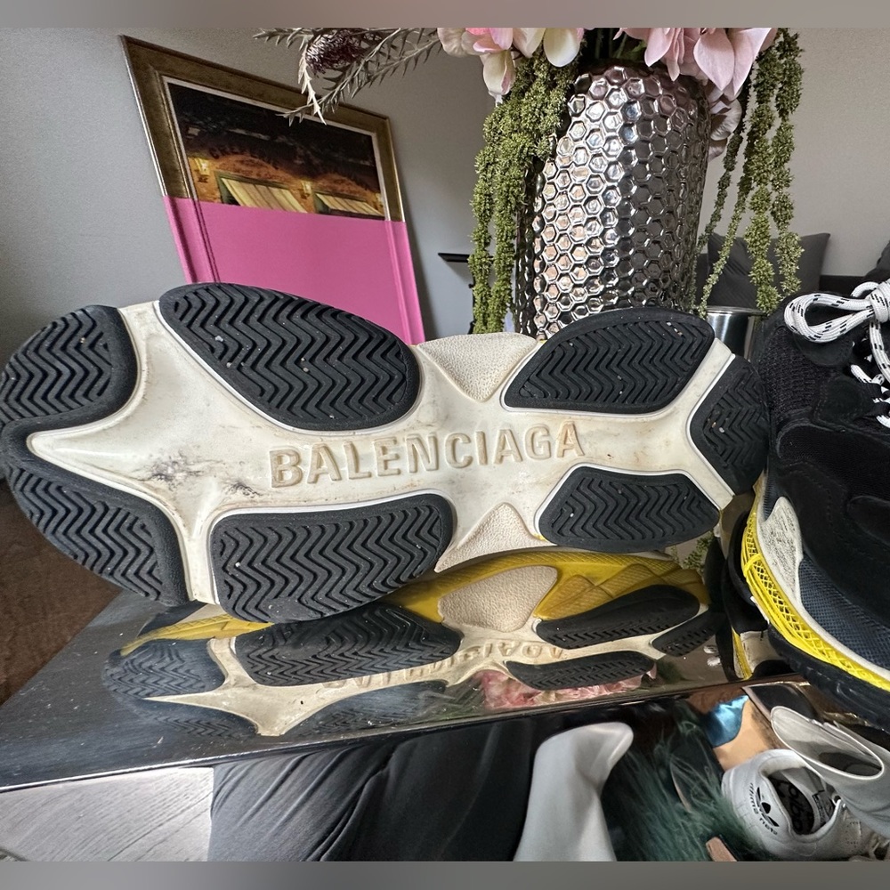 BALENCIAGA, Fabric Mesh Mens Triple S Sneakers 40 Black Yellow - Picture 9 of 9